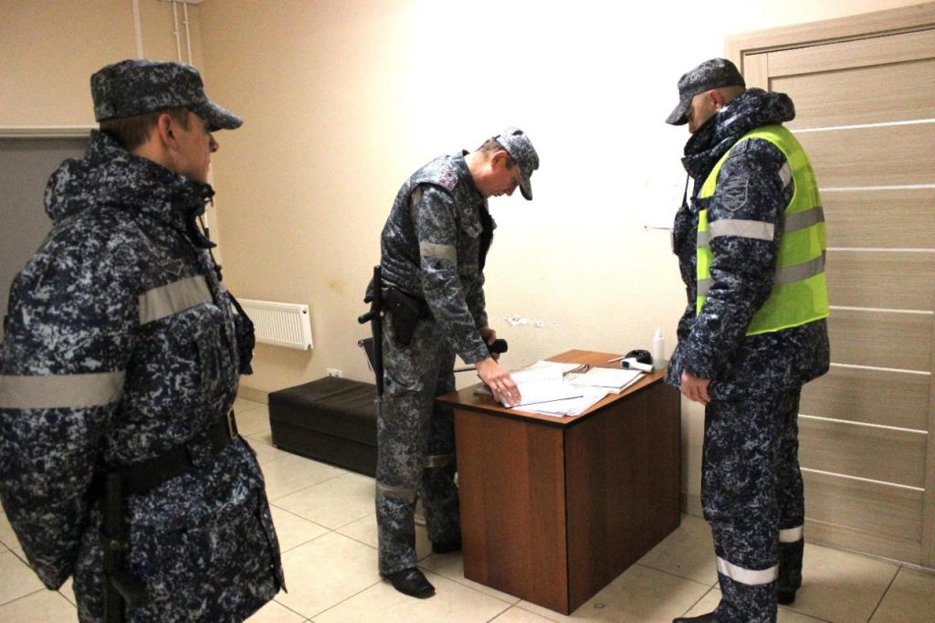 В Краснодарском крае и Крыму ведомственная охрана Минтранса России проверяет состояние оружия и спецсредств охраны